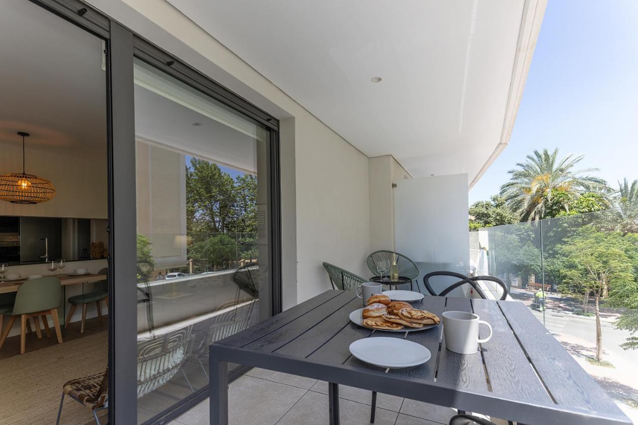 Stylish 2 Bedroom Apartment In Estepona Old Town Exterior photo